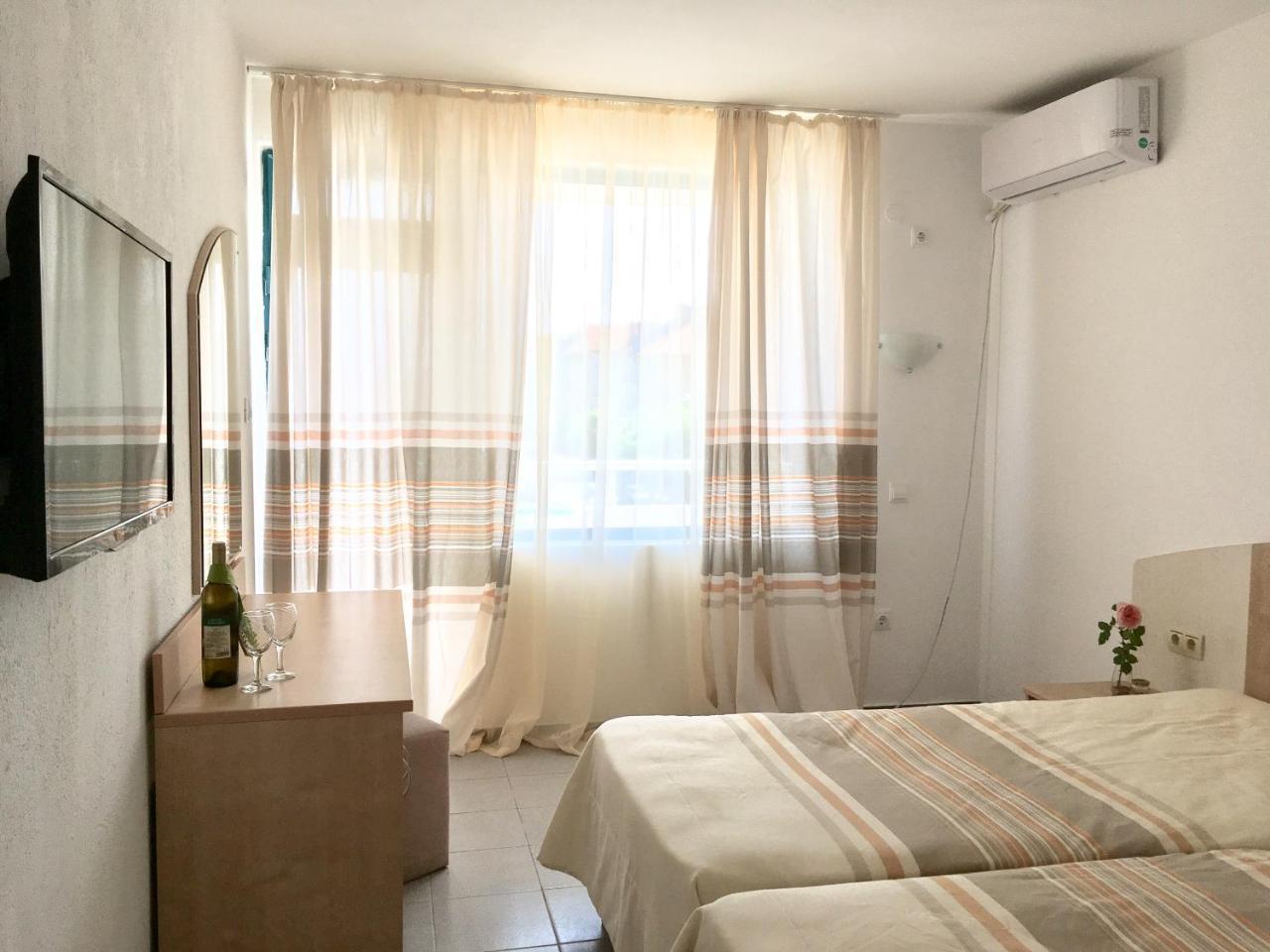 Alba Family Club Hotel Πριμόρσκο Εξωτερικό φωτογραφία